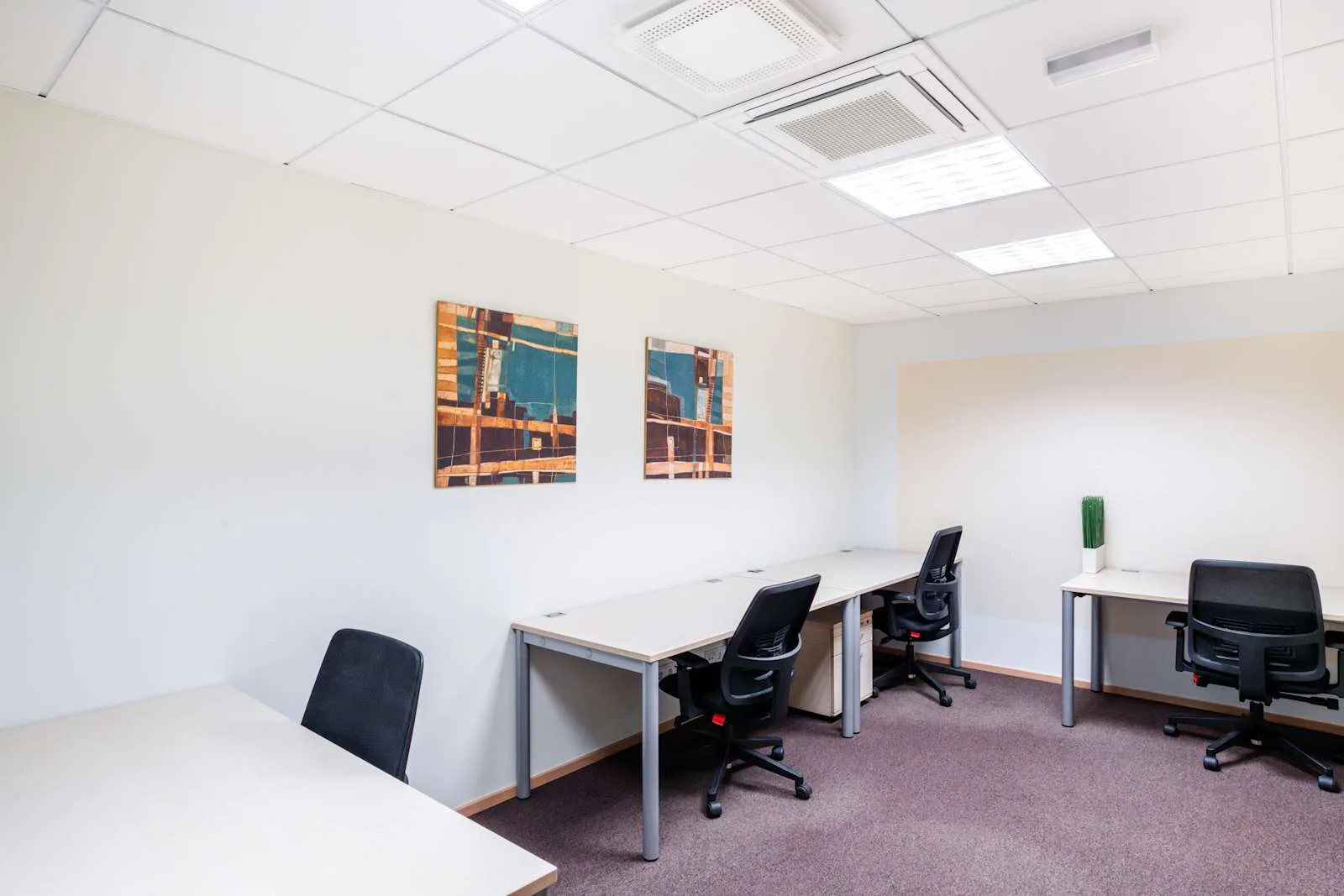 Regus TALLINN, Metro Plaza, Private office, 4 desks, Tallinn