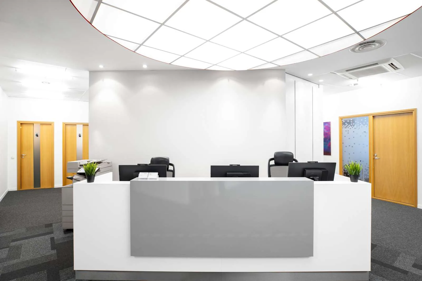 Regus TALLINN, Tornimae, Reception, Tallinn