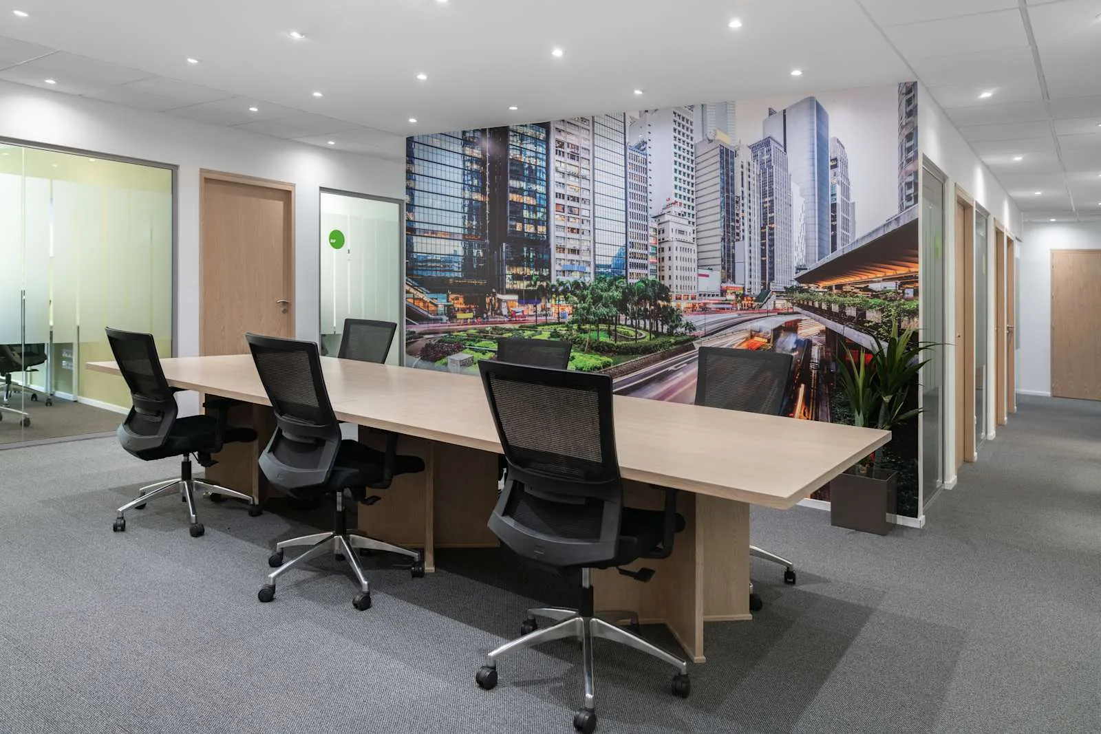Regus TANGIERS, Ibn Batouta Bureaux، قاعة اجتماعات لـ 6 أشخاص، طنجة