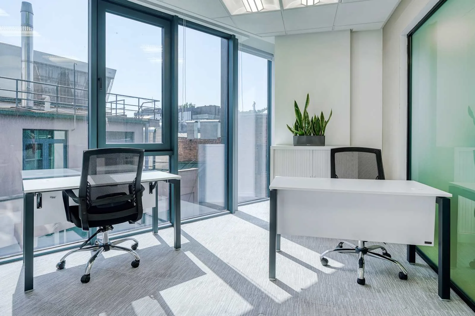 Regus TBILISI, Freedom Square, Private office, 2 desks, Tbilisi