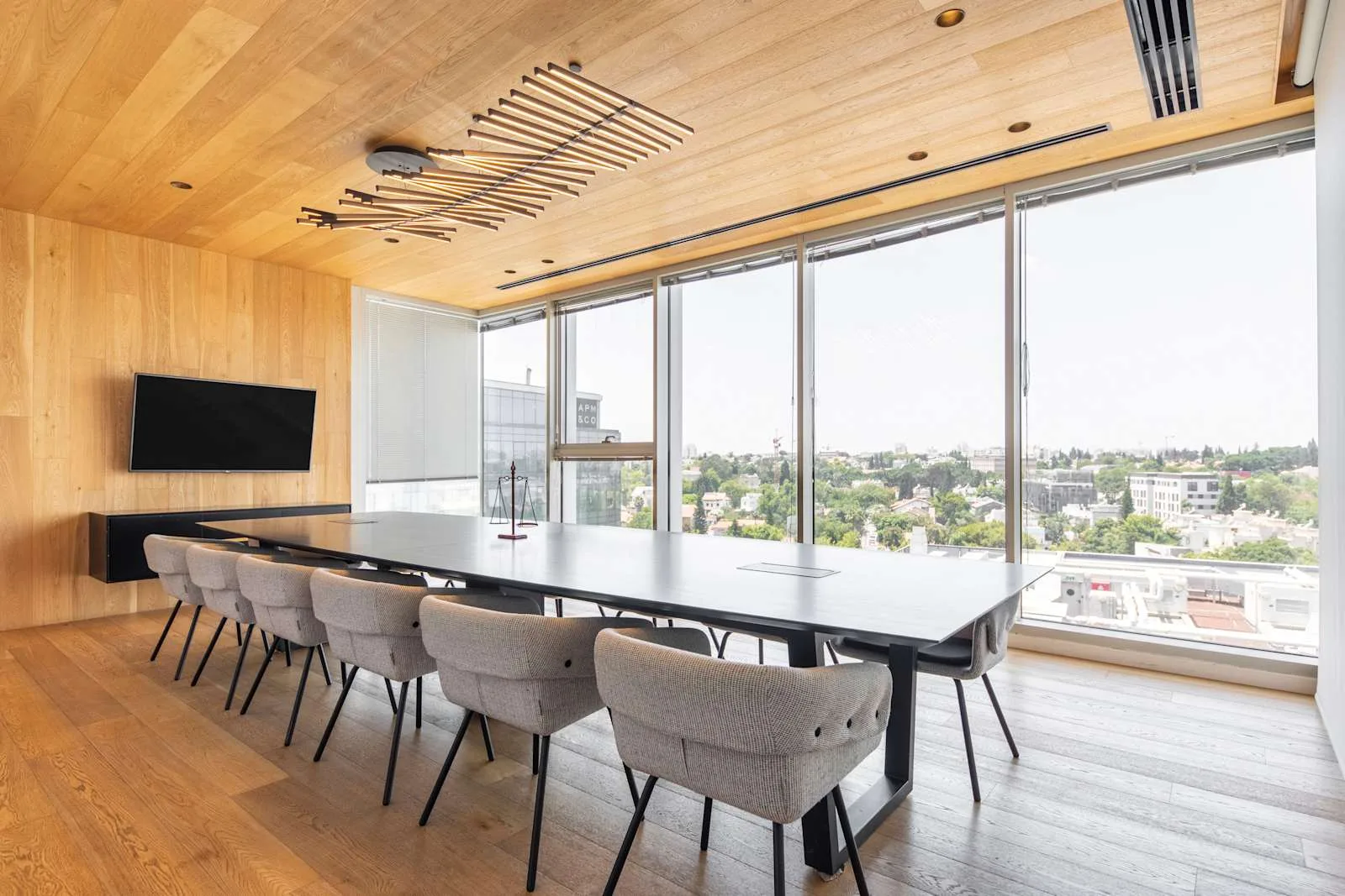 Regus TEL AVIV, Ramat Hachayal, Meeting room for 16 people, Tel Aviv-Yafo