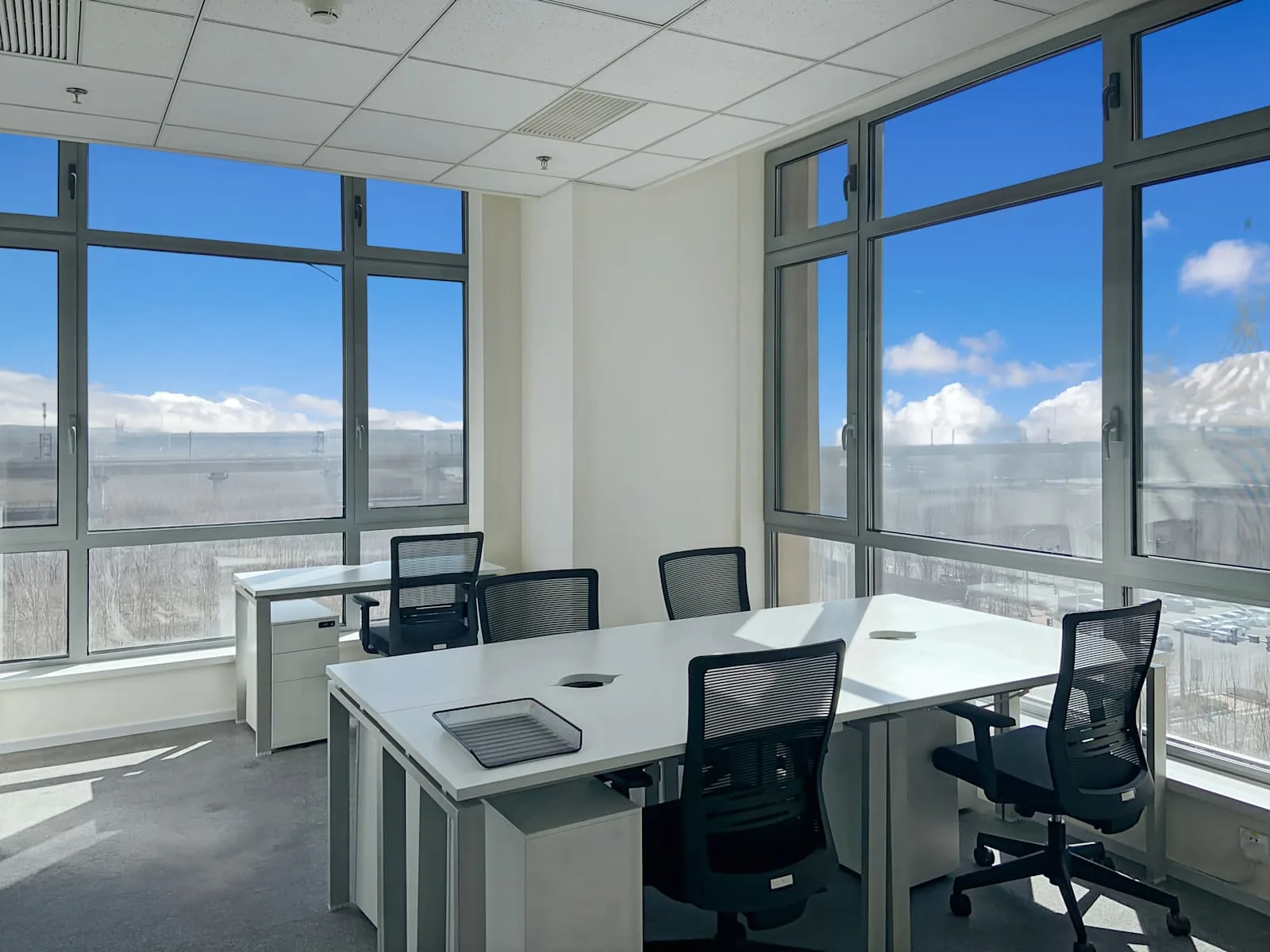 Regus Tianjin, Fengya Building、5个工位的独立办公室、天津市