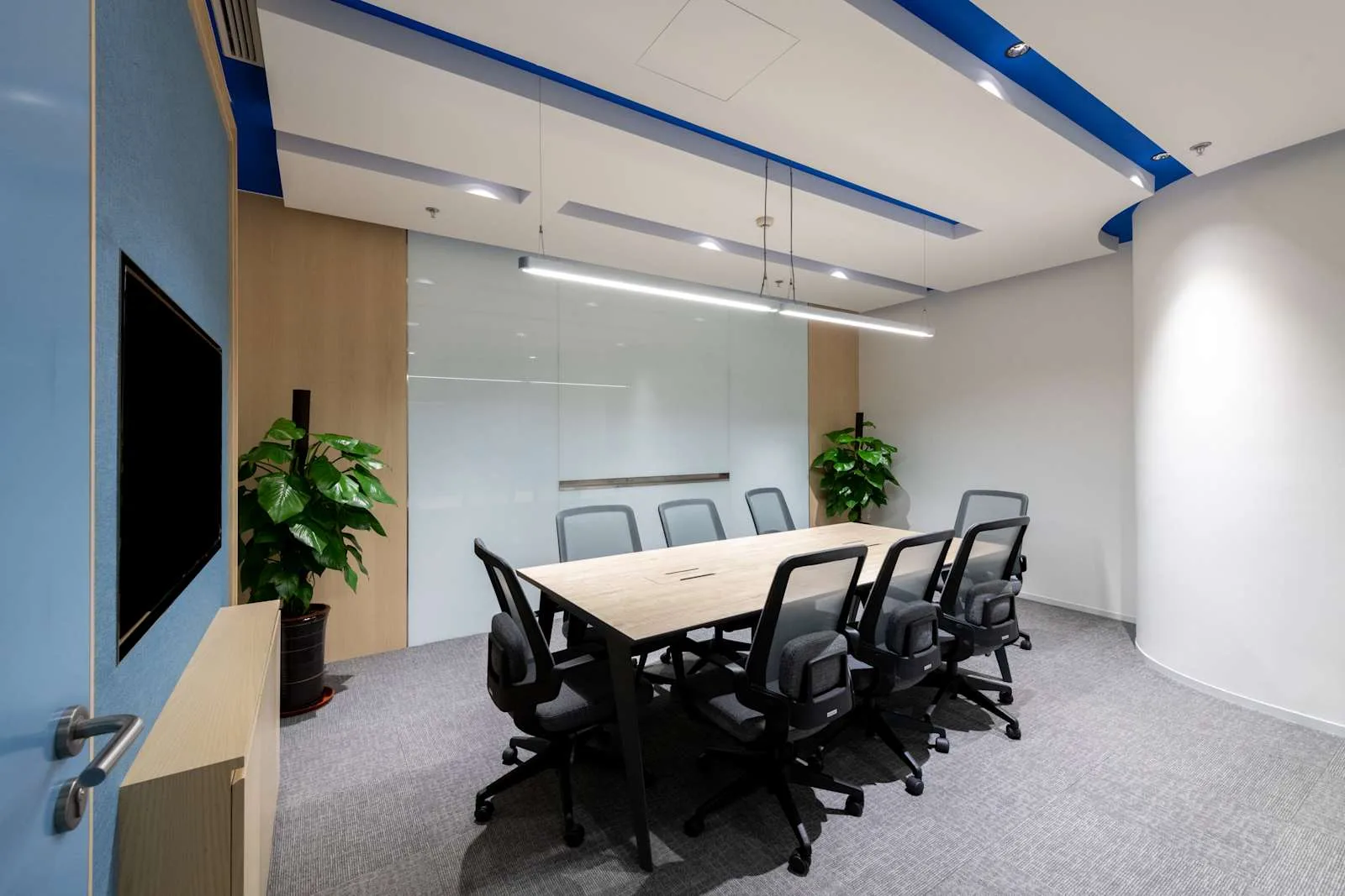 Regus TIANJIN, Riverview Place, Meeting room for 8 people, Tianjin