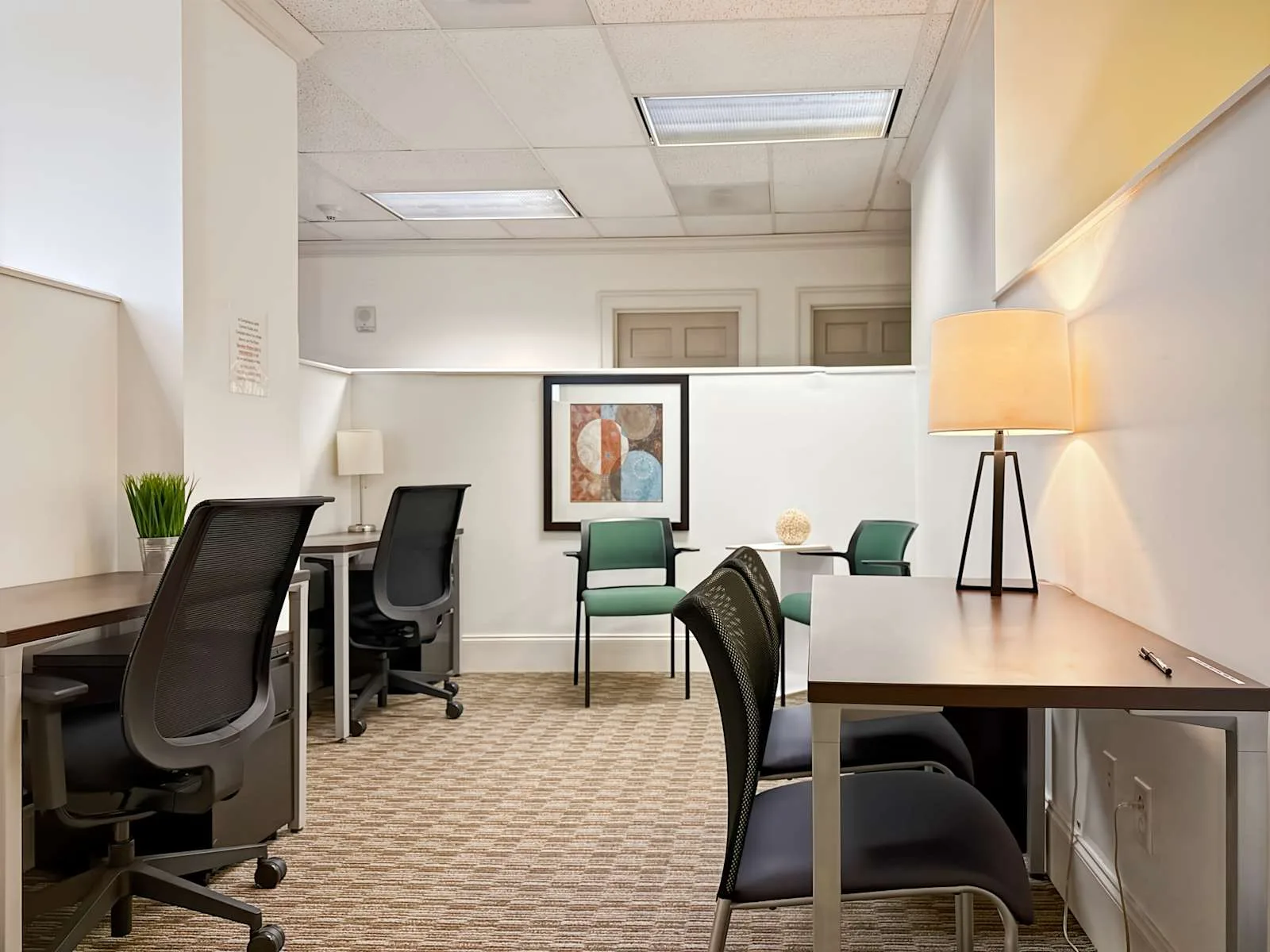 Regus TN, Chattanooga - Tallan Financial Center, Open-plan office, Chattanooga, TN