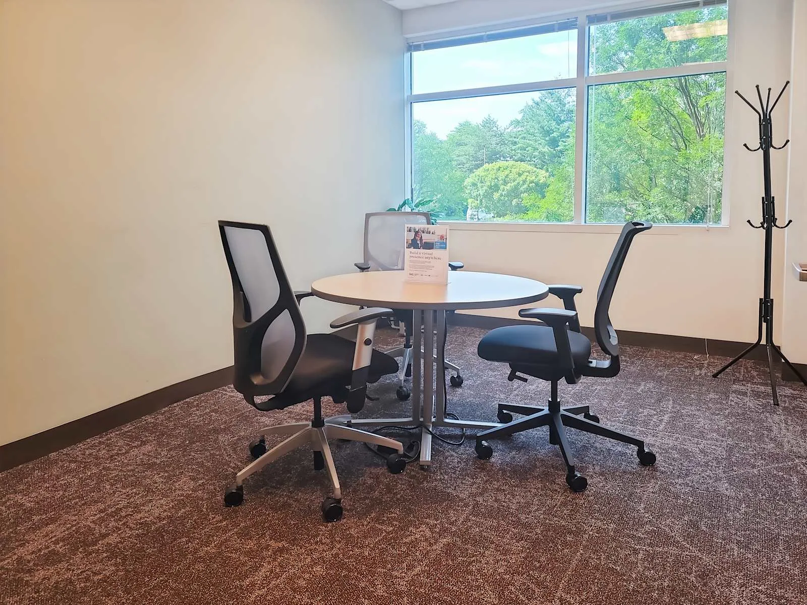 Regus TN, Franklin - Meridian Cool Springs, Meeting room for 3 people, Franklin, TN