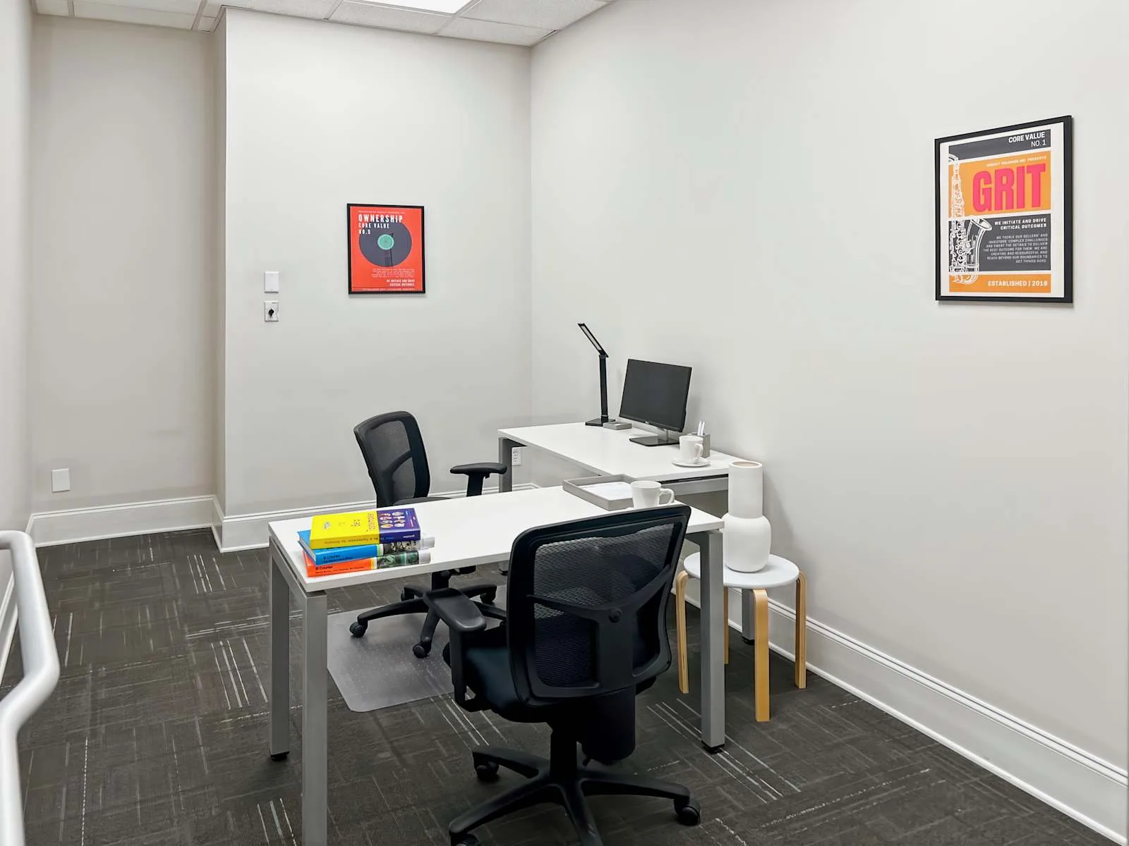 Regus TN, Jackson - N Liberty St, Private office, 2 desks, Jackson, MS