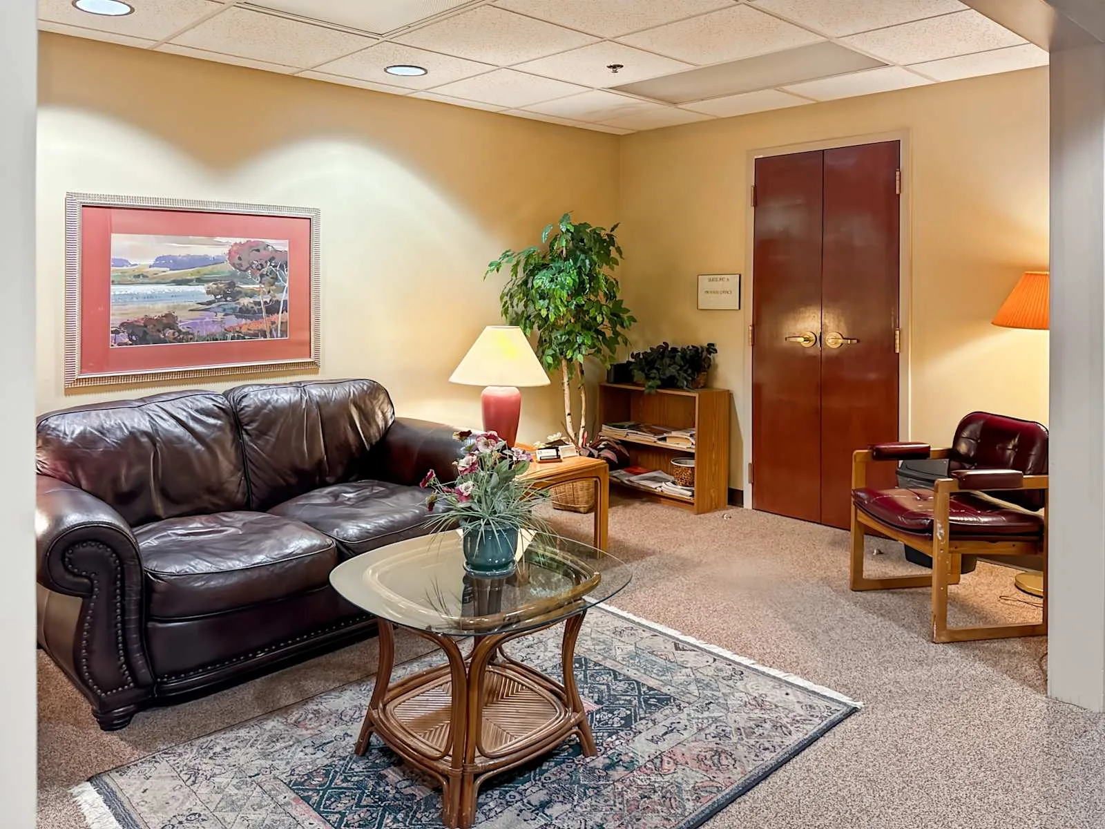 Regus TN, Memphis - Union Avenue, Lounge, Memphis, TN