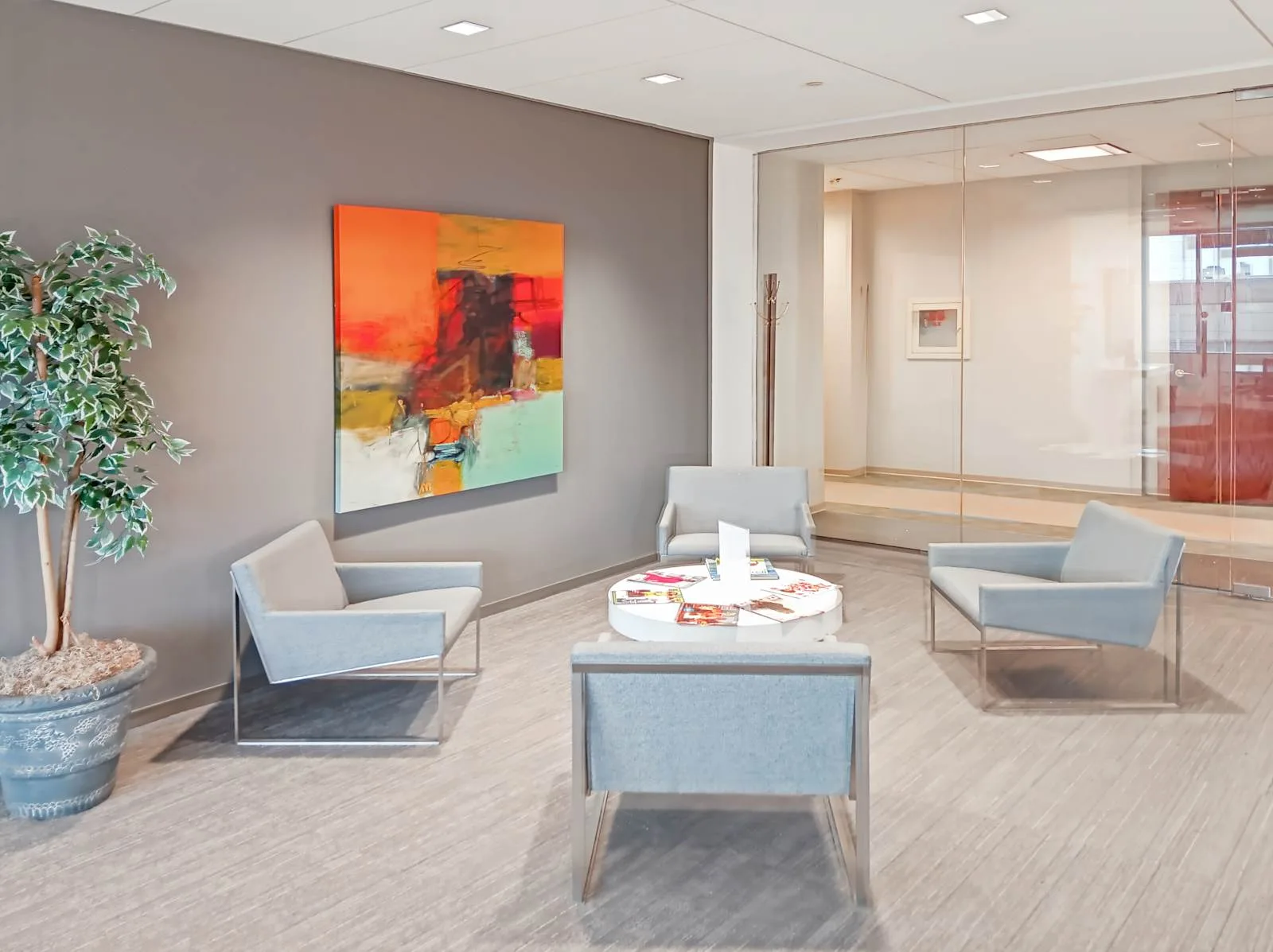 Regus TN, Nashville - Burton Hills, Lounge, Nashville, TN