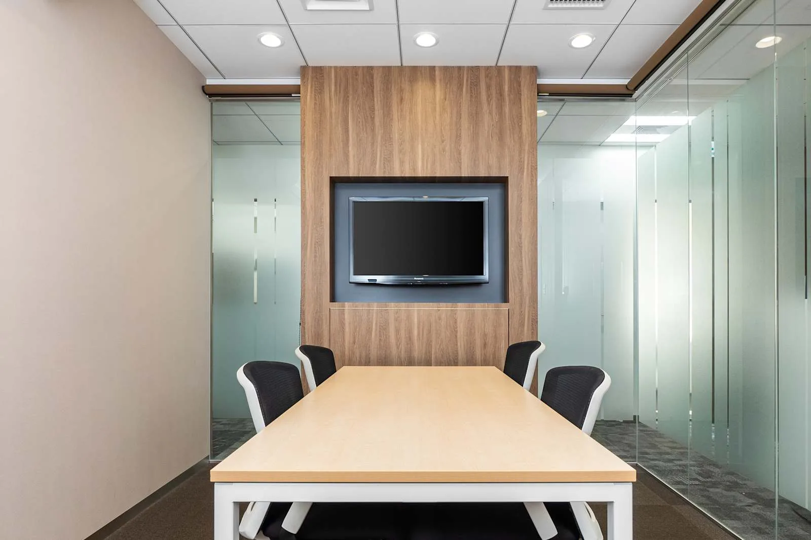 Regus TOKYO, Akihabara Minami, Meeting room for 4 people, Tokyo