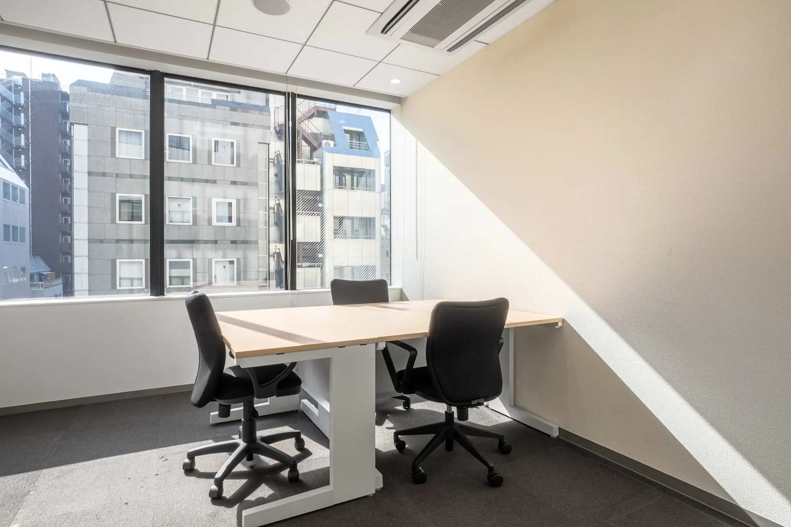 Regus TOKYO, Akihabara Minami, Private office, 4 desks, Tokyo