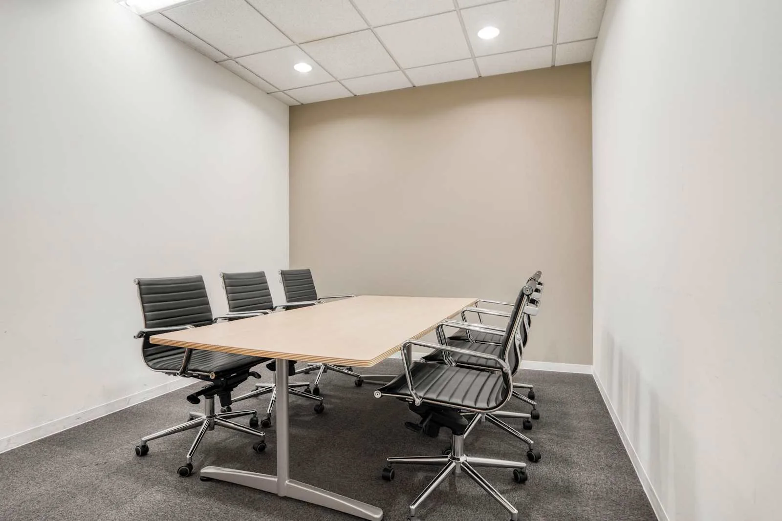 Regus TOKYO, Arca Central、会議室（6名）、東京