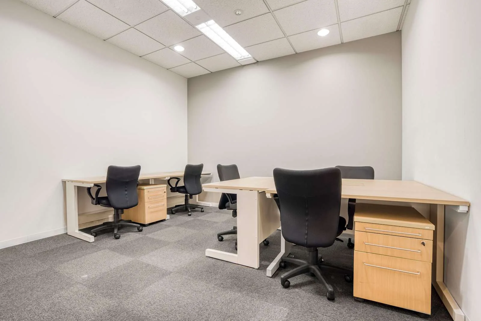 Regus TOKYO, Arca Central、個室オフィス（5席）、東京