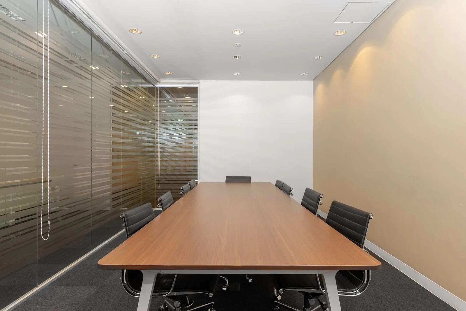 Regus TOKYO, Ginza Yurakucho, Meeting room for 10 people, Tokyo
