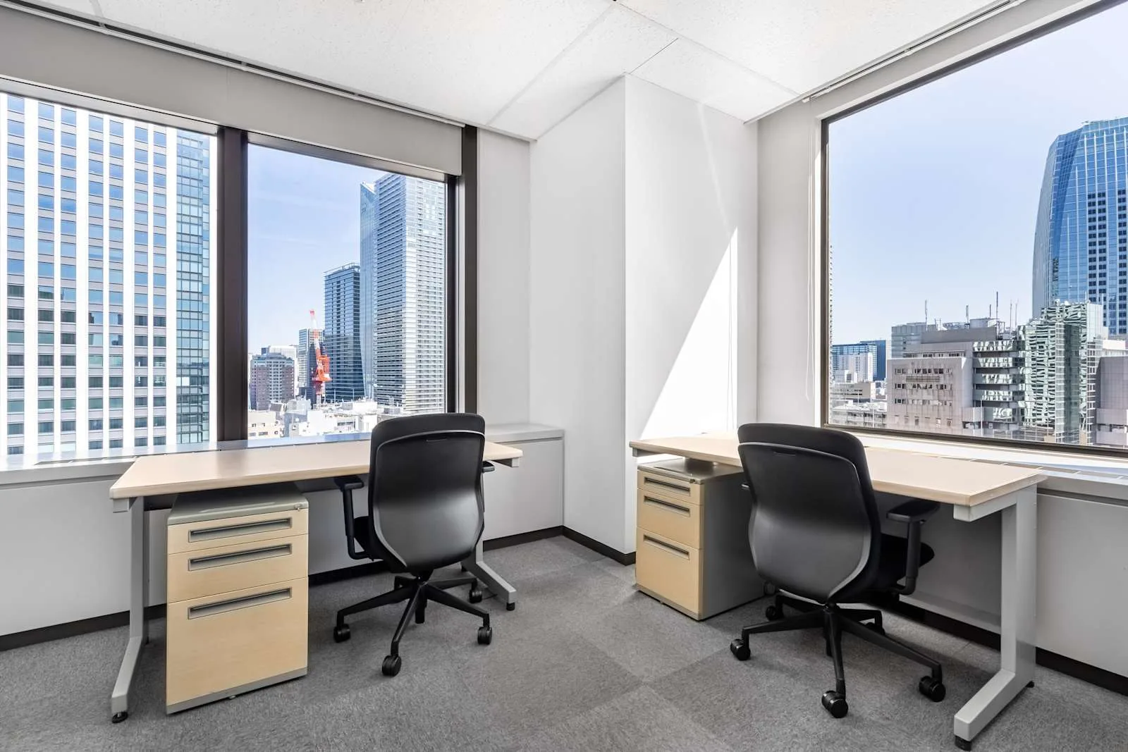 Regus TOKYO, Kamiyacho MT, Private office, 2 desks, Tokyo