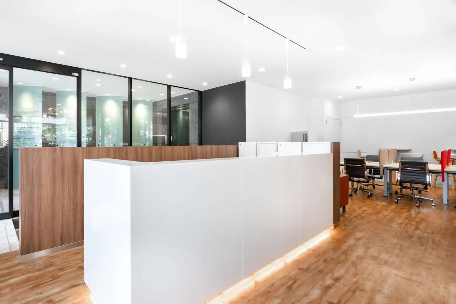 Regus TOKYO, Kanda、受付、東京
