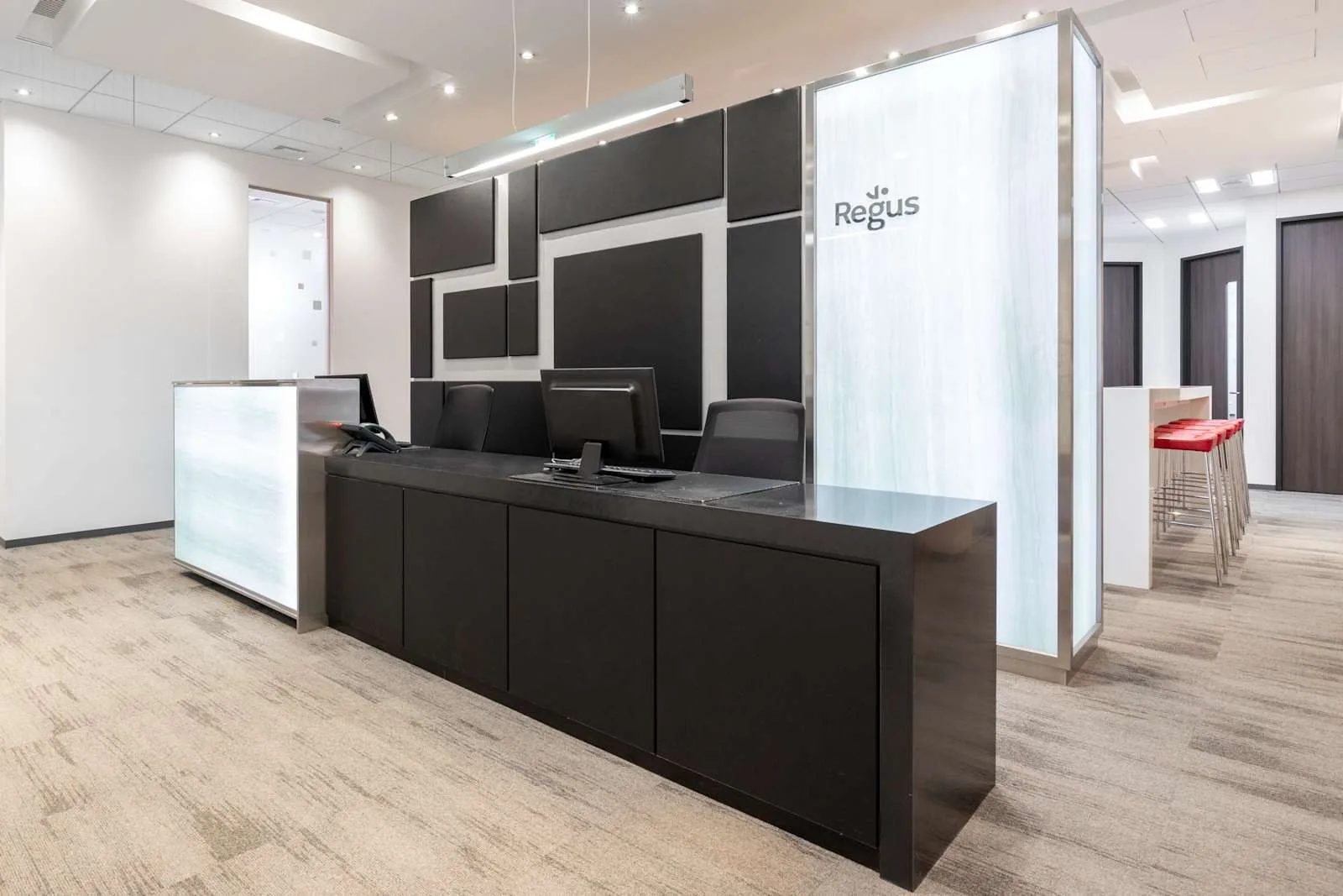 Regus TOKYO, Marunouchi Tekko Building、受付、東京