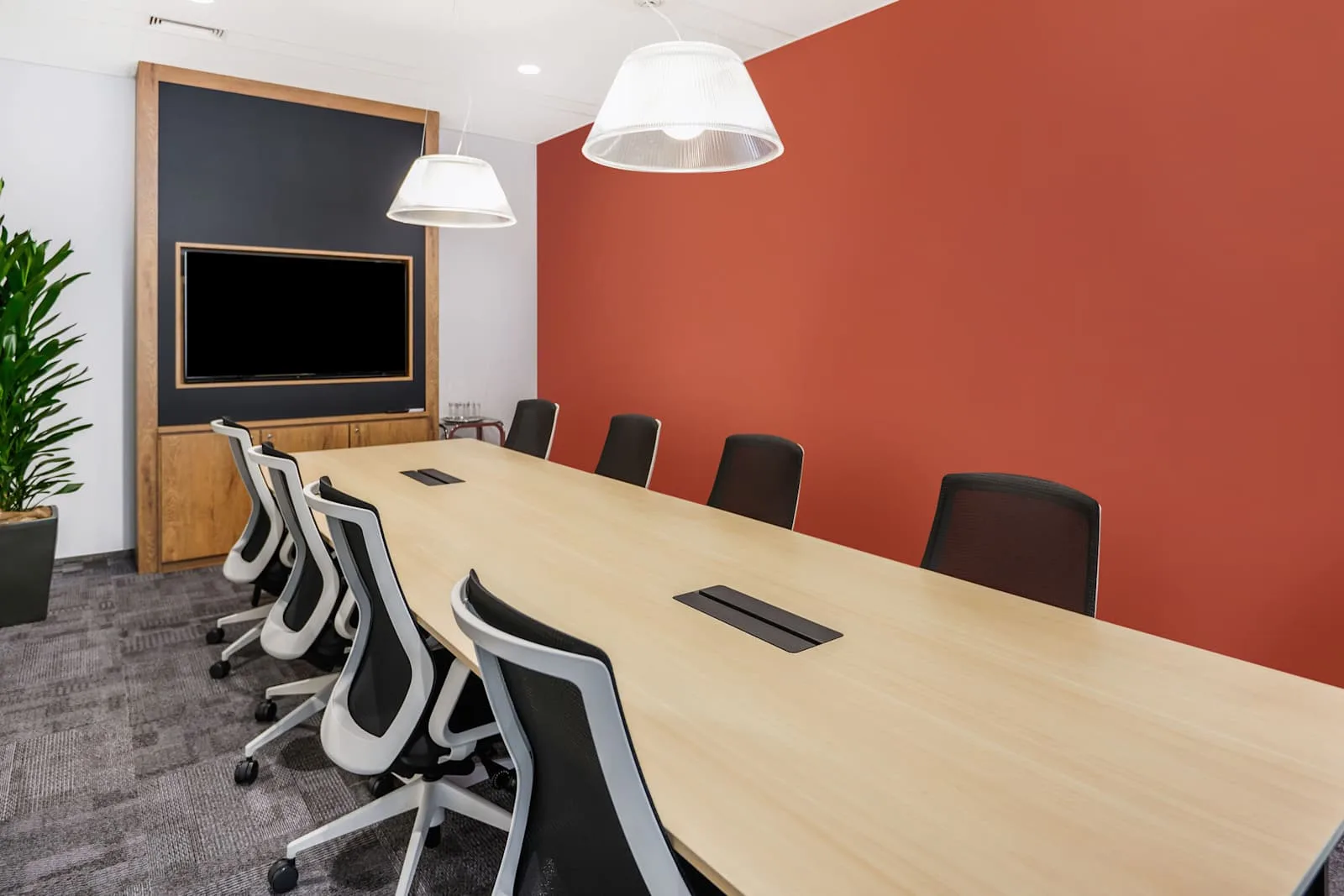 Regus TOKYO, Pacific Century Place、会議室（8名）、東京