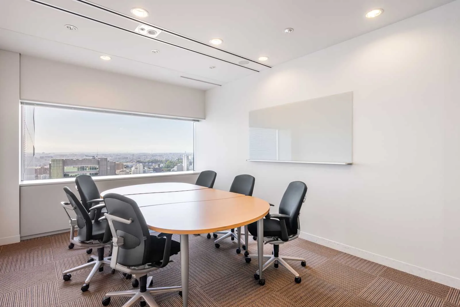 Regus TOKYO, Shibuya Mark City, Meeting room for 6 people, Tokyo