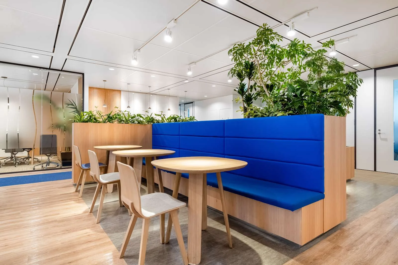 Regus TOKYO, Shinagawa Grand Central Tower, Lounge, Tokyo