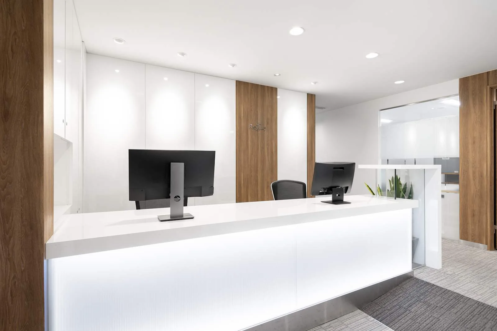 Regus TOKYO, Shinjuku Minamiguchi, Reception, Tokyo