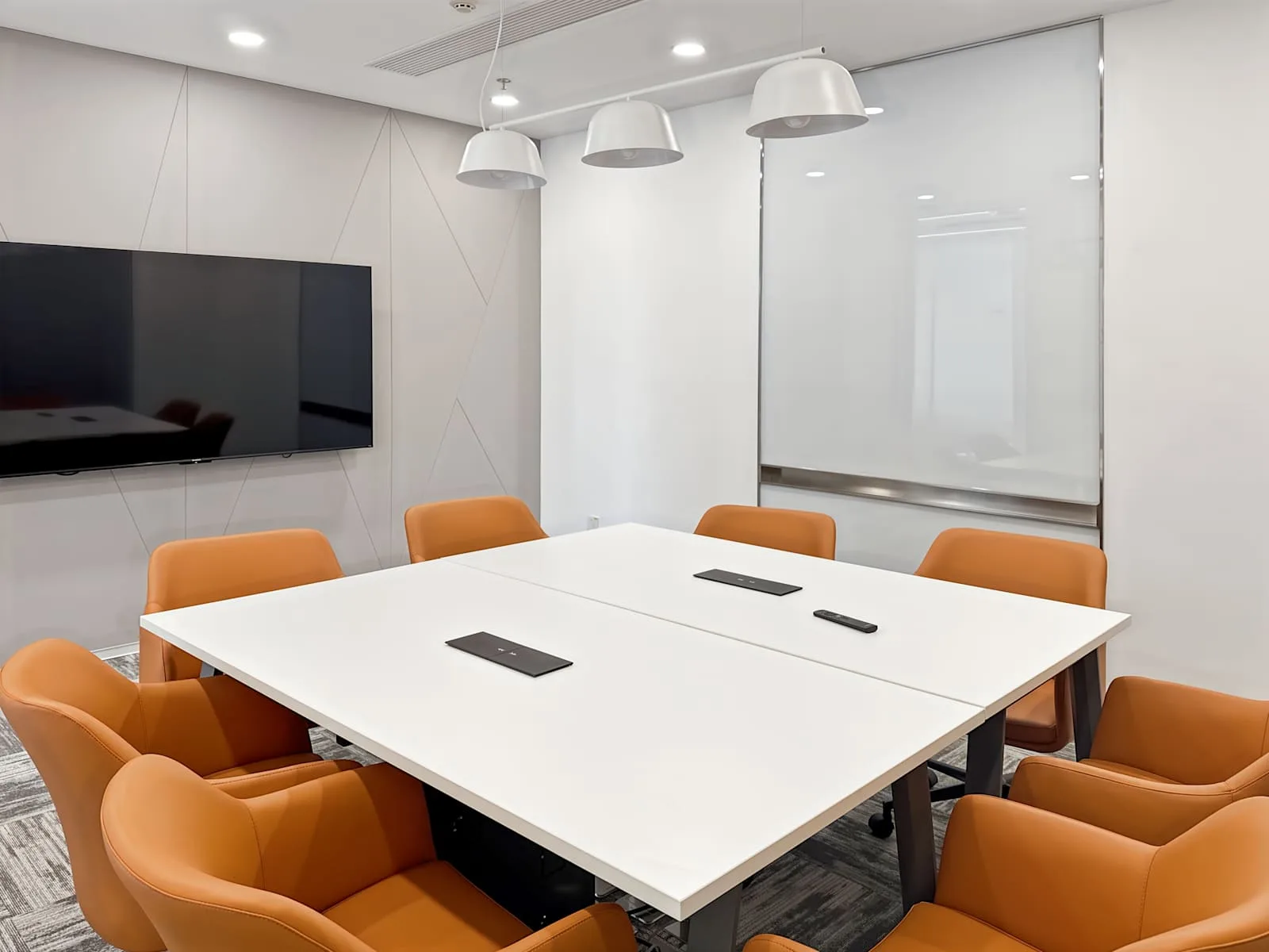 Regus Tongxiang, Digital Economy Center、8人会议室、Tongxiang