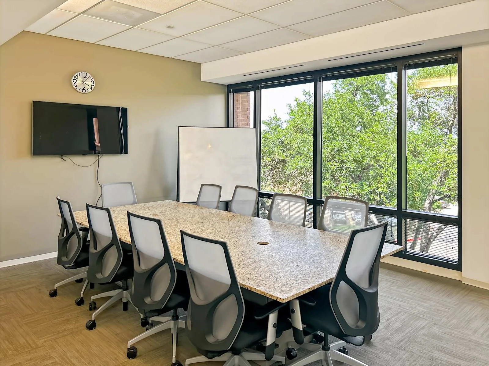 Regus TX, Austin - Barton Springs, Meeting room for 9 people, Austin, TX