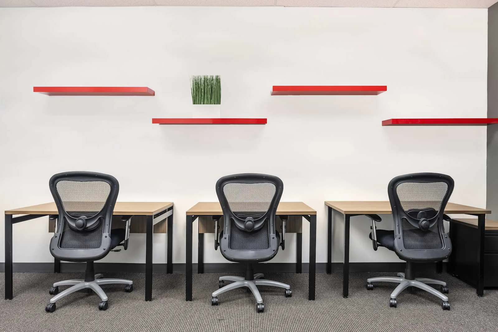 Regus TX, Austin - Chase Park, Private office, 3 desks, Austin, TX