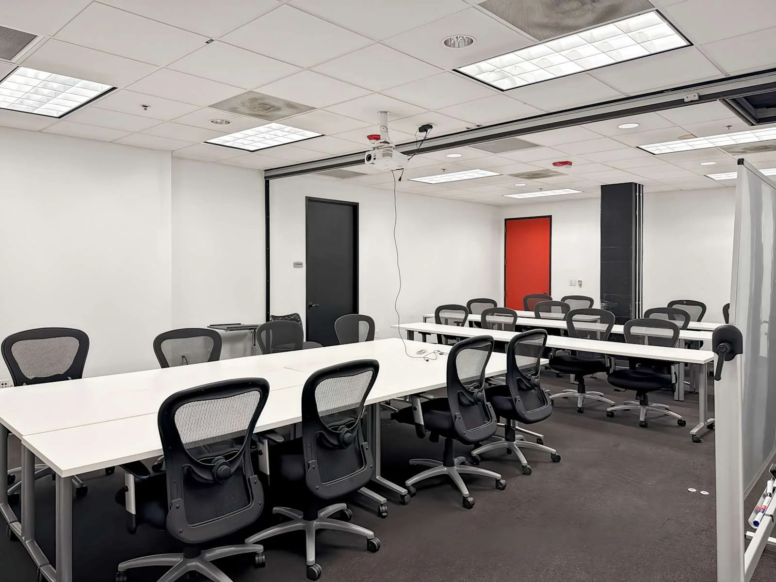 Regus TX, Austin - Dobie Center, Training room for 22 people, Austin, TX