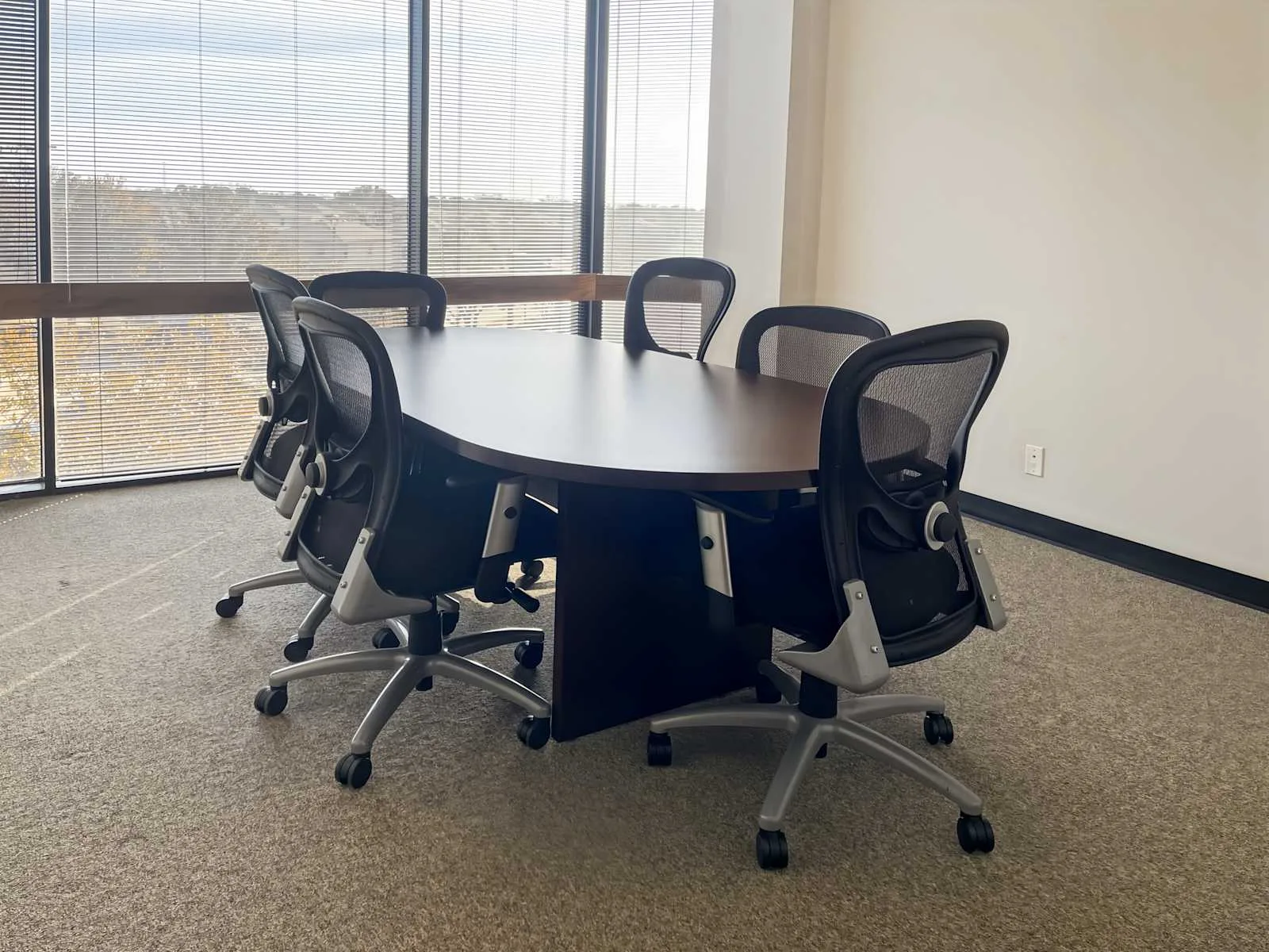 Regus TX, Bedford - 1600 Airport Freeway, Meeting room for 6 people, Bedford, TX