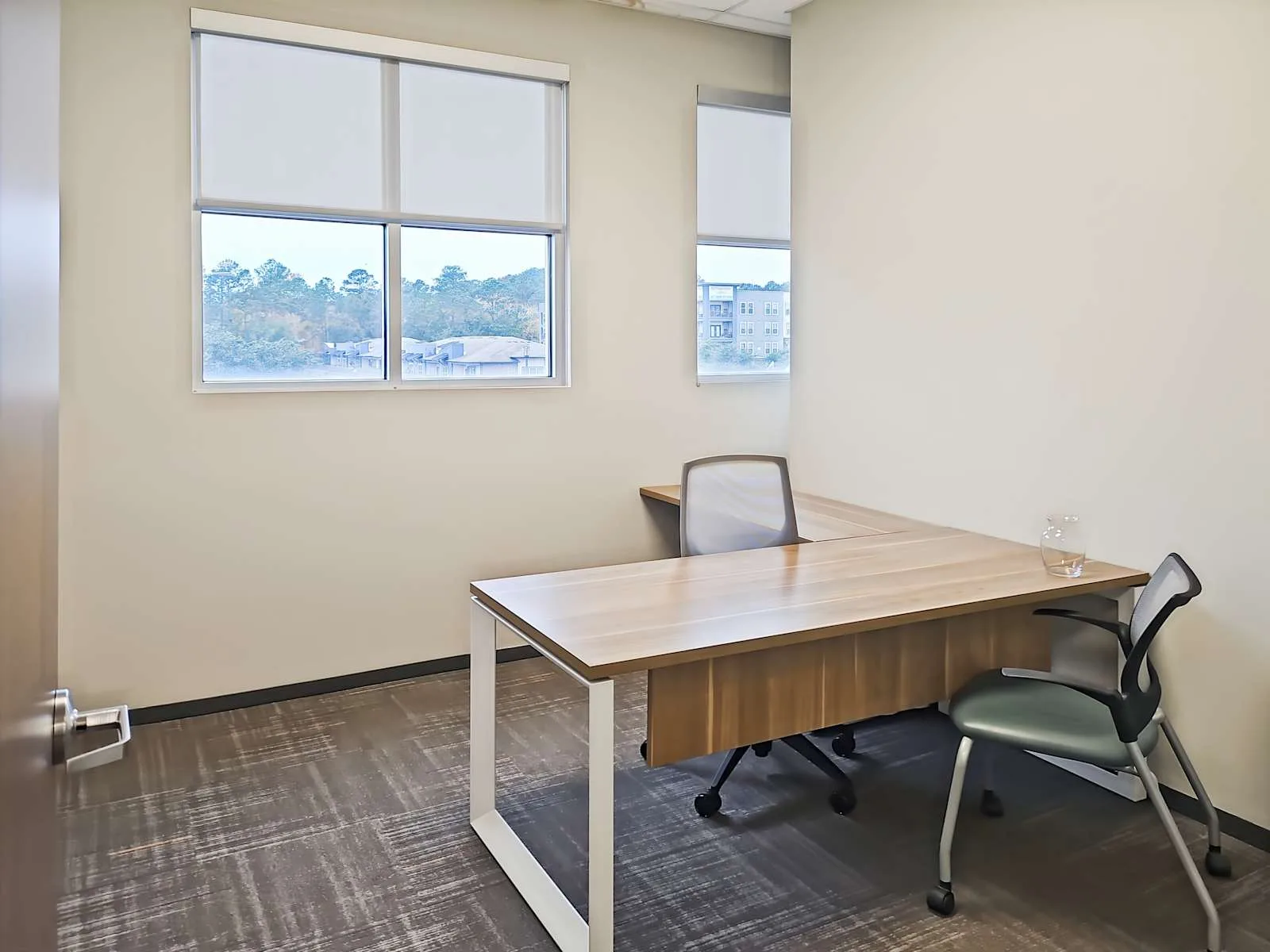 Regus TX, Conroe - Woodland Square Blvd, Private office, 1 desk, Conroe, TX