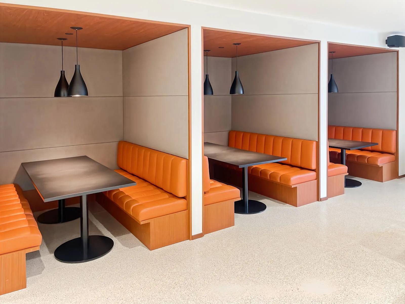 Regus TX, Dallas - The Crescent, Coworking space, Dallas, TX