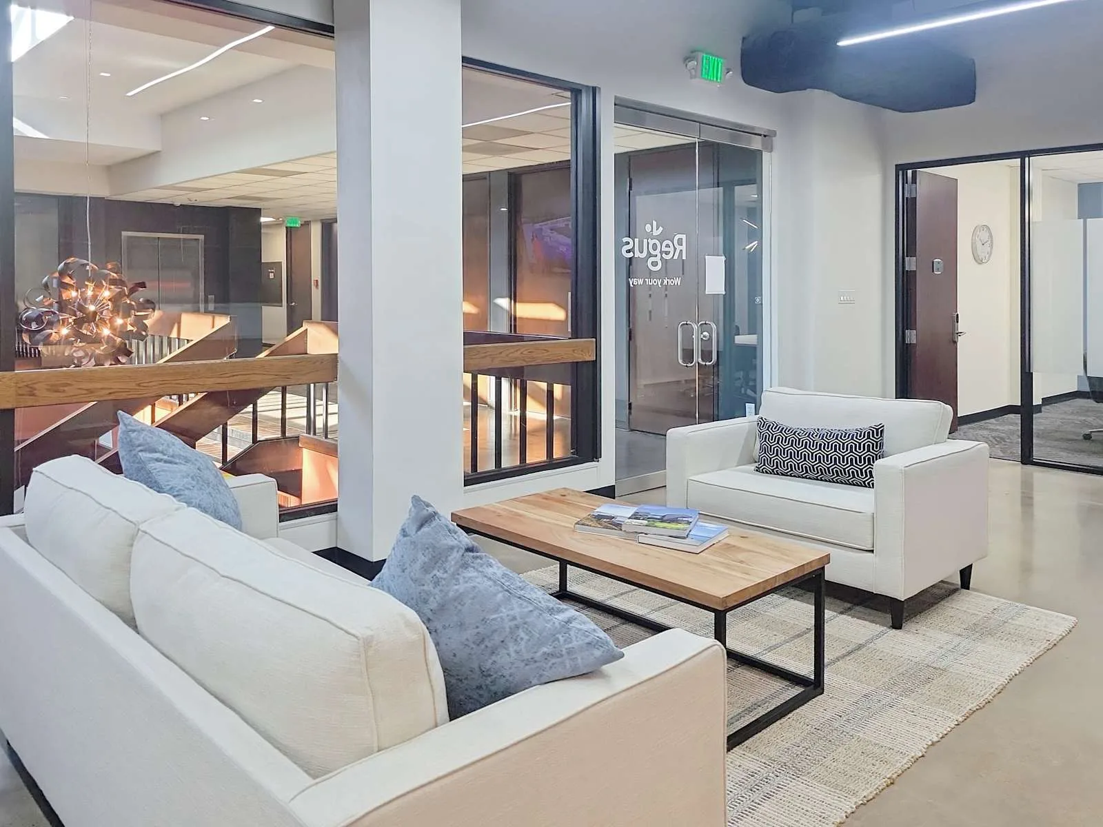 Regus TX, Dallas - The Plaza at River Bend, Lounge, Dallas, TX