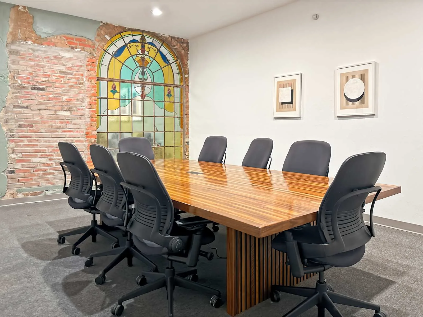 Regus TX, Dallas - Ross Ave, Meeting room for 8 people, Dallas, TX