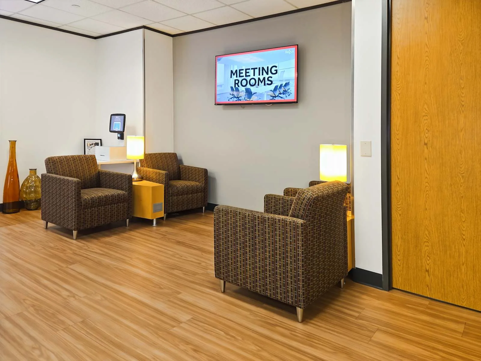 Regus TX, Houston - Gateway I - Airport, Lounge, West Houston, TX