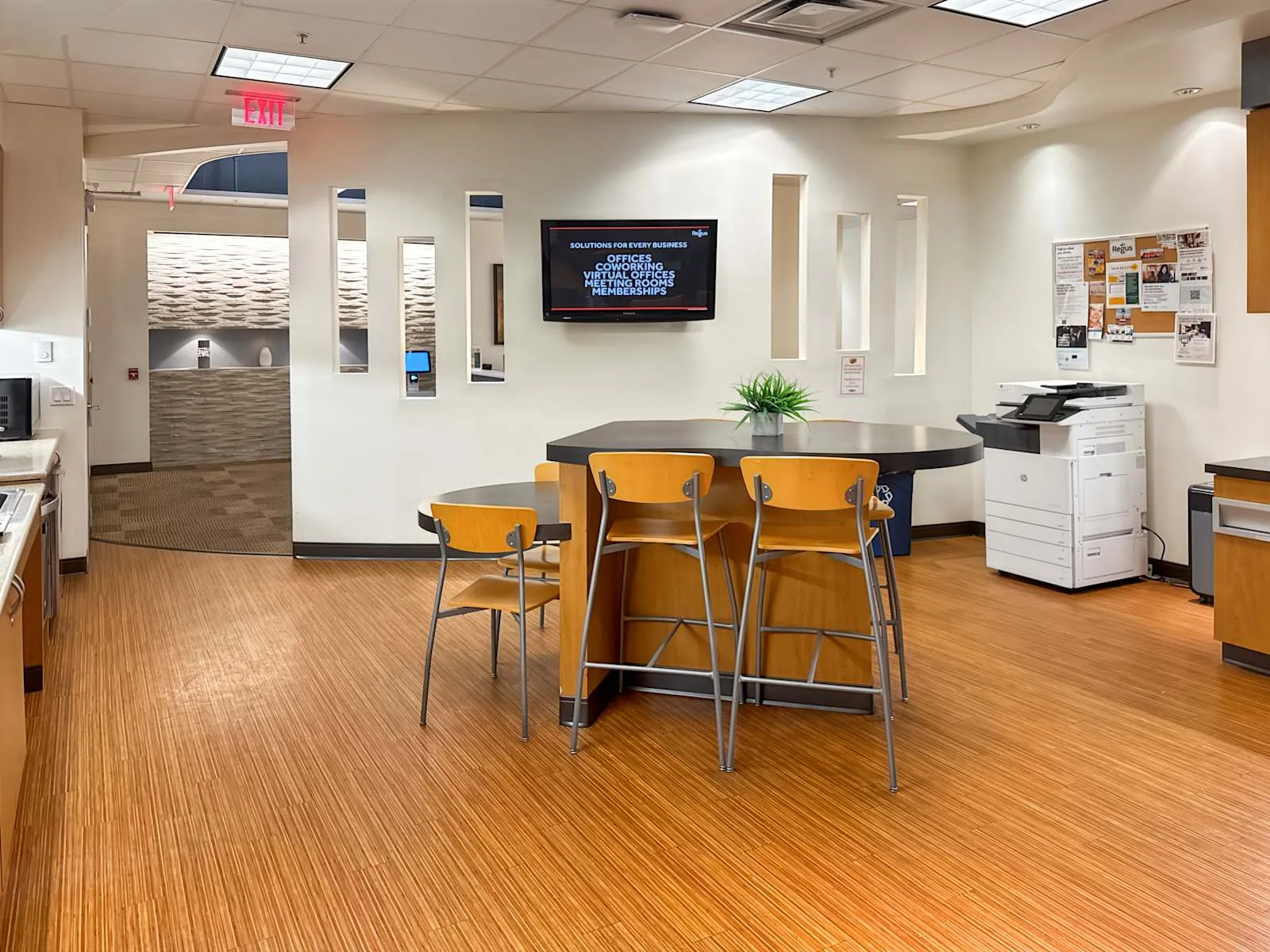 Regus TX, Pearland - Town Centre, Kitchen, Pearland, TX