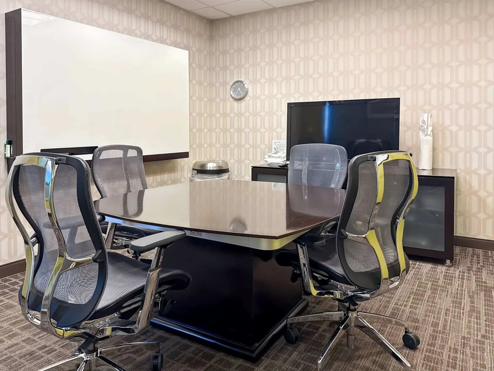 Regus TX, San Antonio - Eilan, Meeting room for 4 people, San Antonio, TX