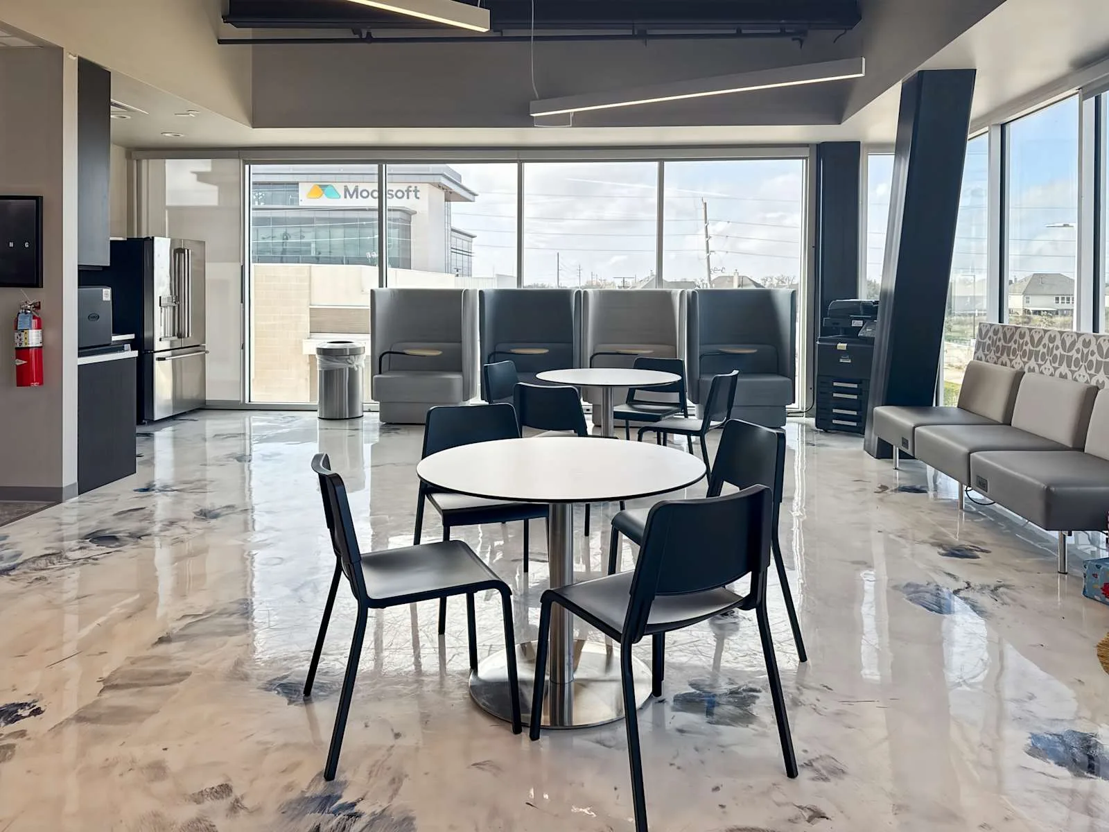 Regus TX, Sugar Land - Brisbane Ct, Cafeteria, Sugar Land, TX