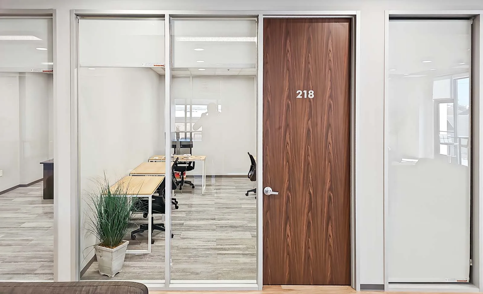 Regus TX, Sugarland - University Blvd, Private office, 4 desks, Sugarland, TX