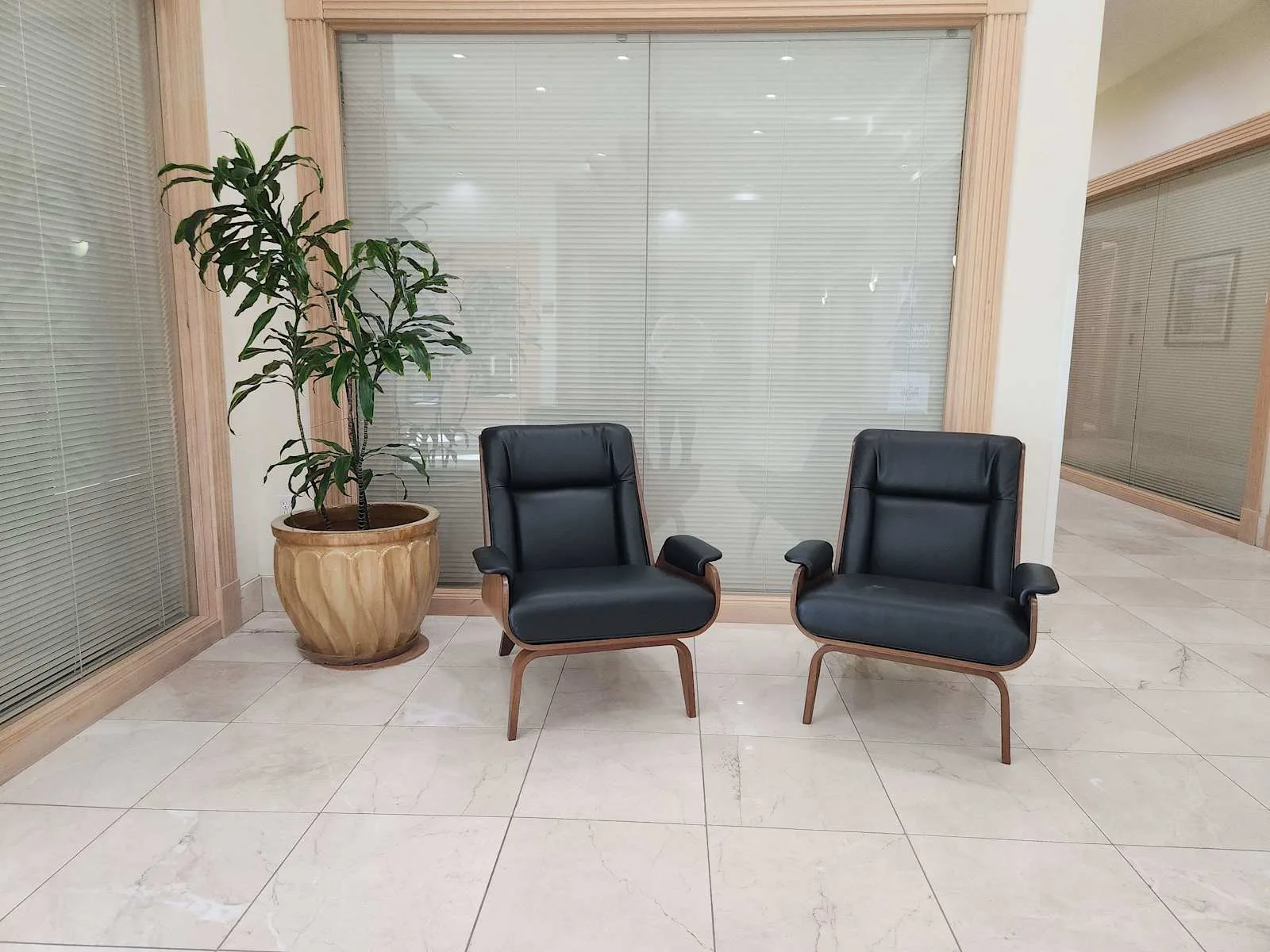 Regus UT, Clearfield - Legend Hills Dr, Lounge, Clearfield, UT
