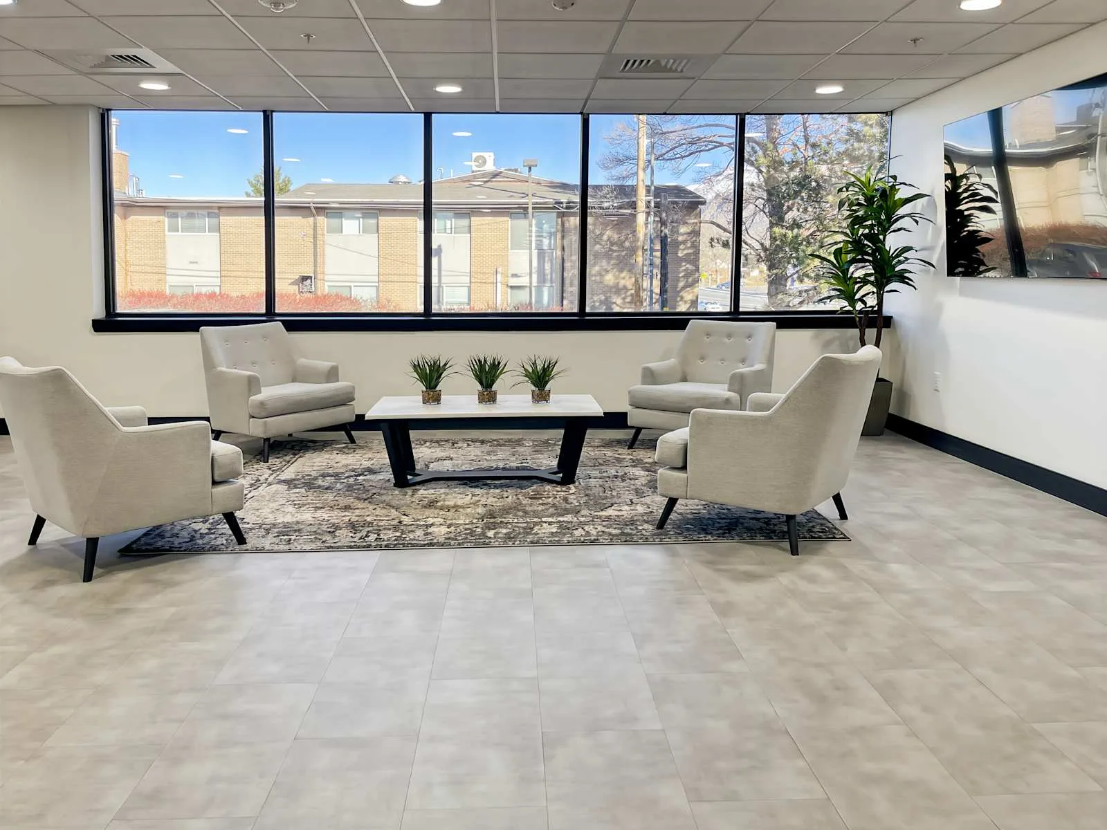 Regus UT, Ogden - Harrison Blvd, Lounge, Ogden, UT
