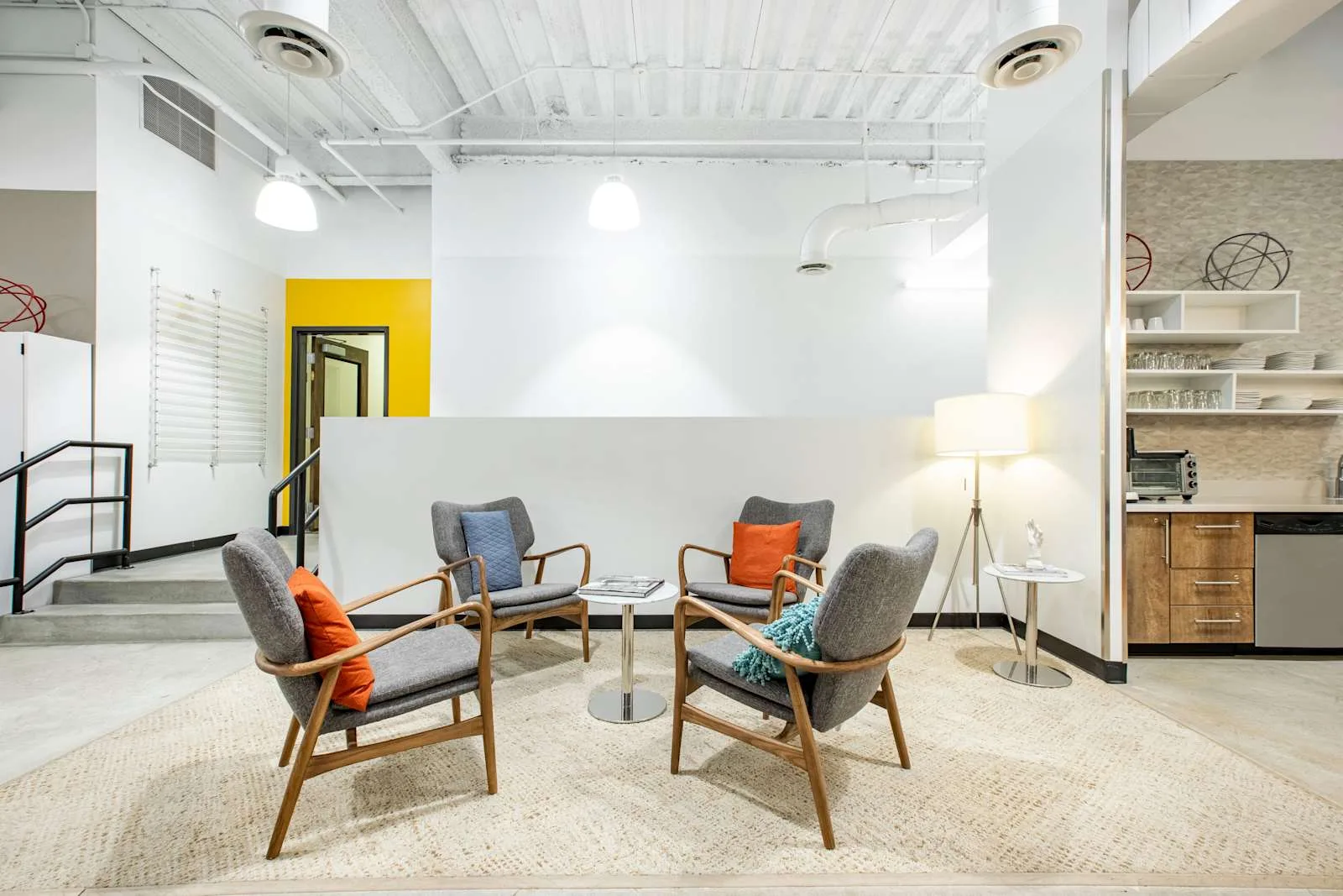 Regus UT, Provo - Downtown Provo, Lounge, Provo, UT
