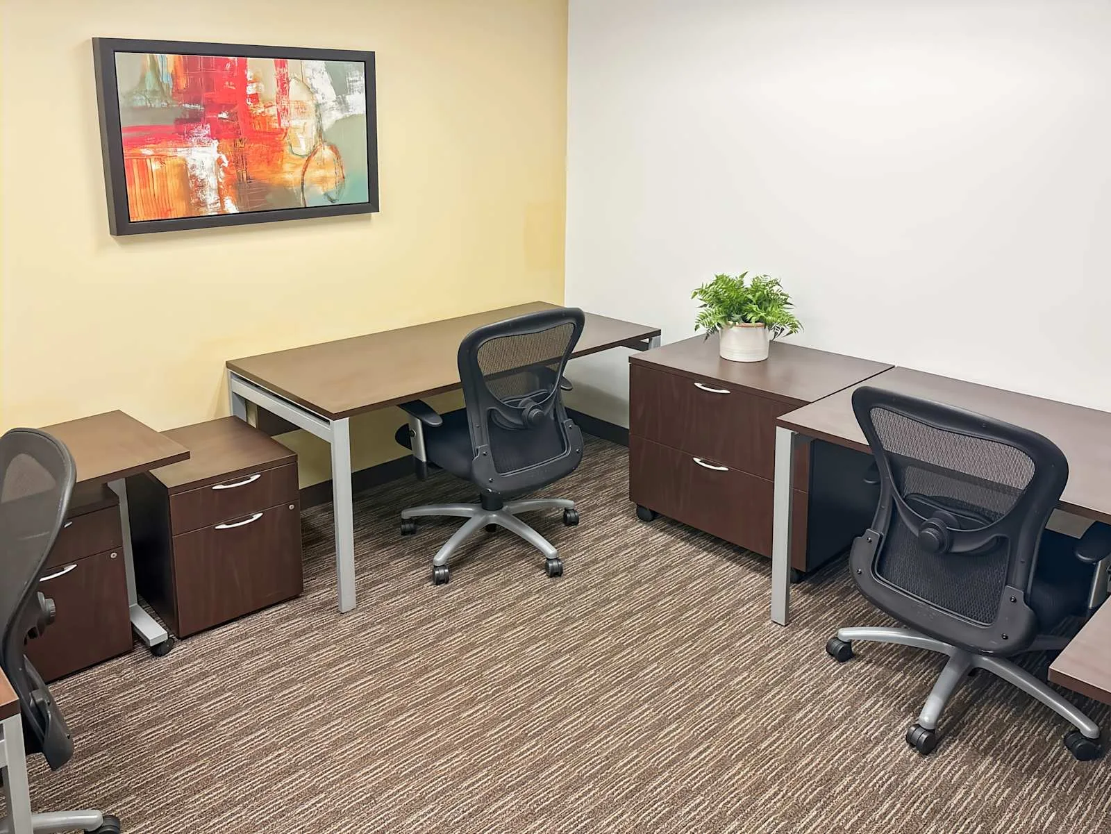 Regus VA, Fairfax - Willow Oaks II, Private office, 3 desks, Fairfax, VA