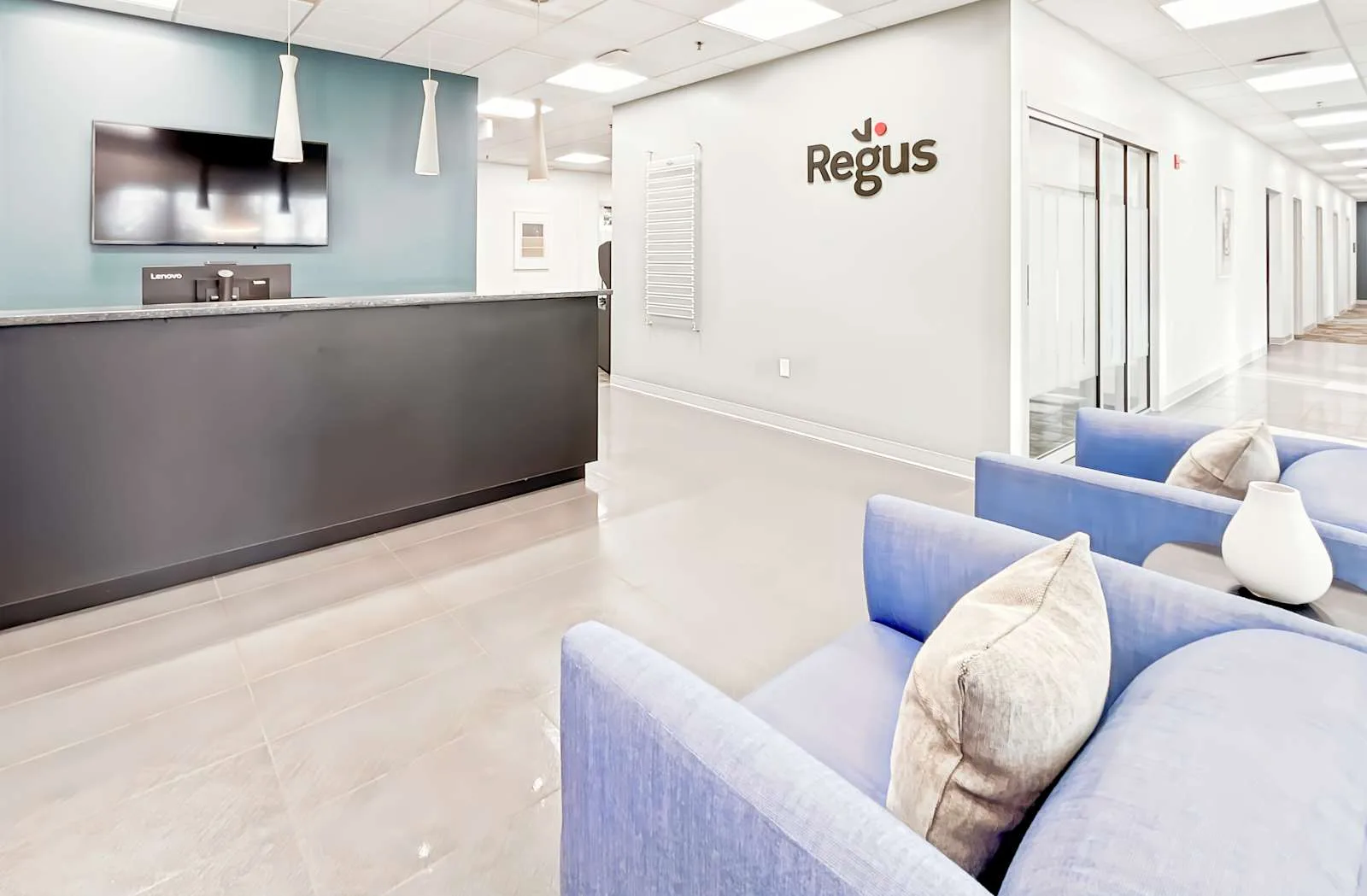 Regus VA, Leesburg - Catoctin Cir, Reception, Leesburg, VA