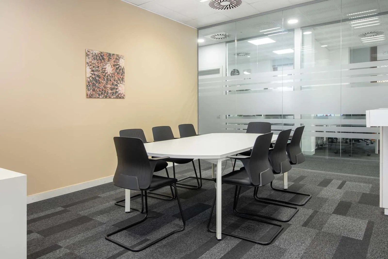 Regus VALENCIA, Plaza del Ayuntamiento, Meeting room for 8 people, Valencia
