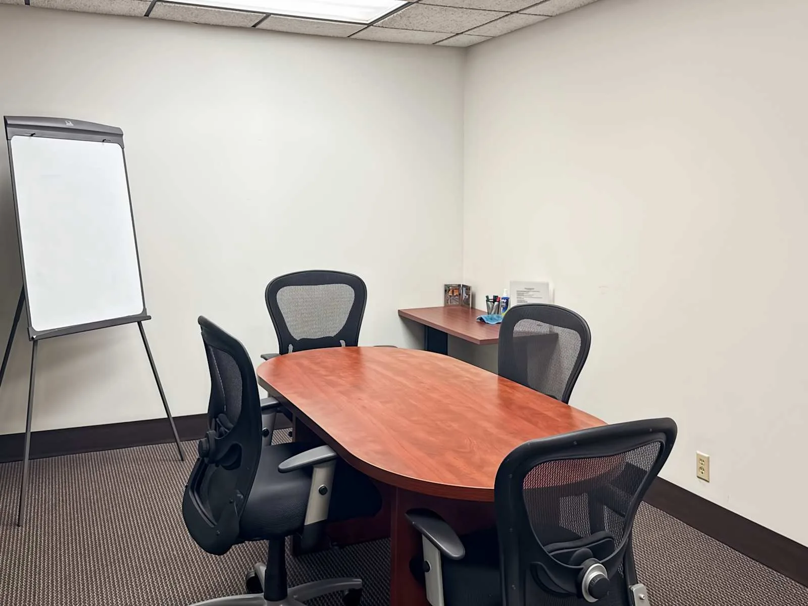 Regus Valencia, Sorolla Center, Sala de reuniões para 4 pessoas, Valencia