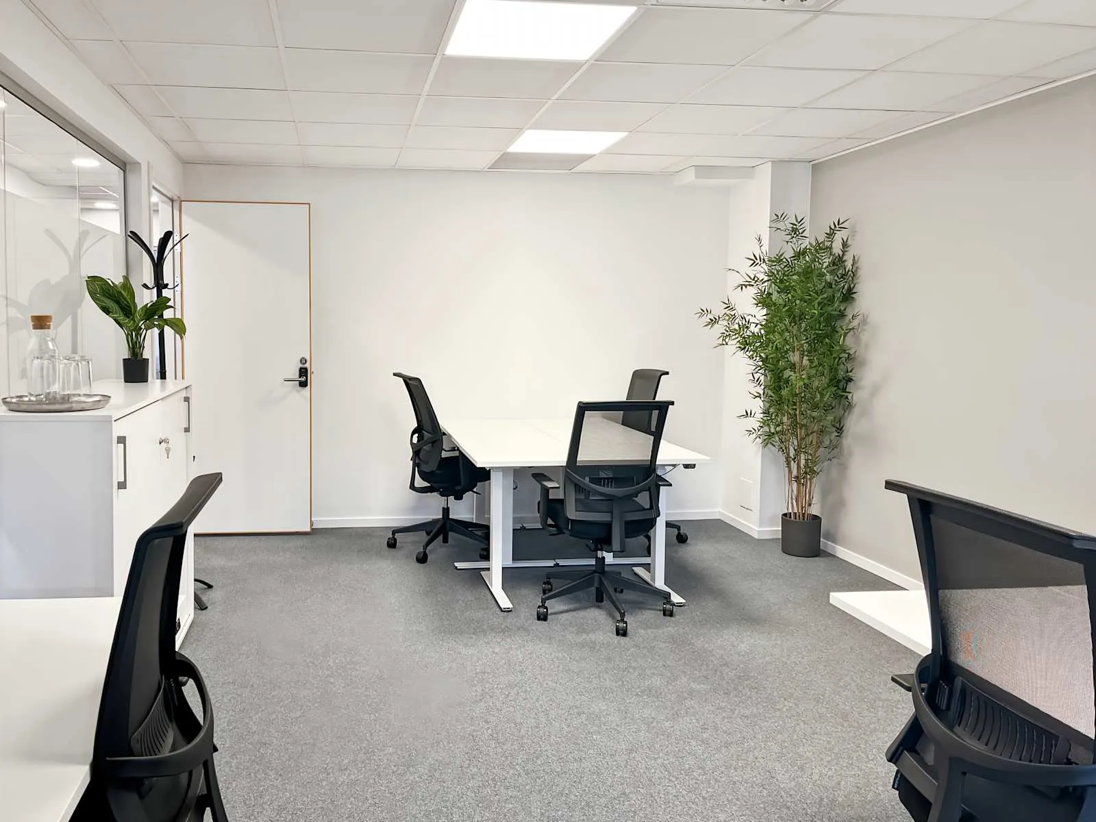 Regus Vänersborg, Sundsgatan, Privat kontor med 6 arbetsplatser, Vänersborg