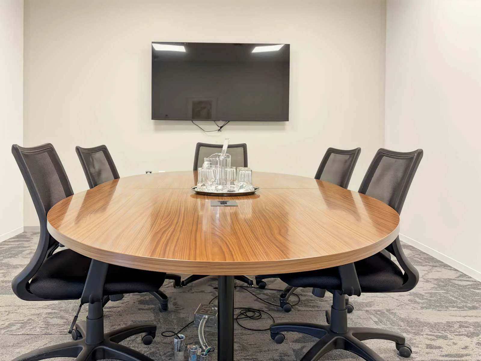 Regus IL, Vernon Hills - Lakeview Pky, Meeting room for 5 people, Vernon Hills, IL