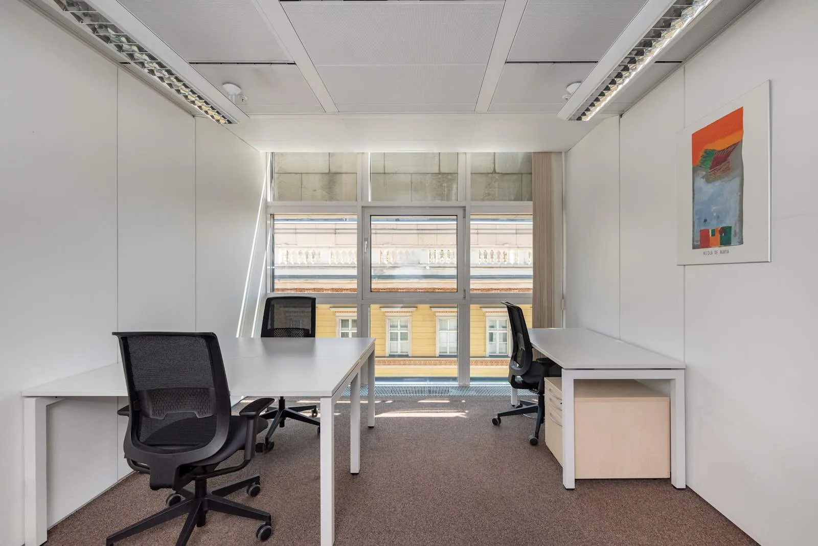 Regus VIENNA, Opera, Private office, 3 desks, Vienna