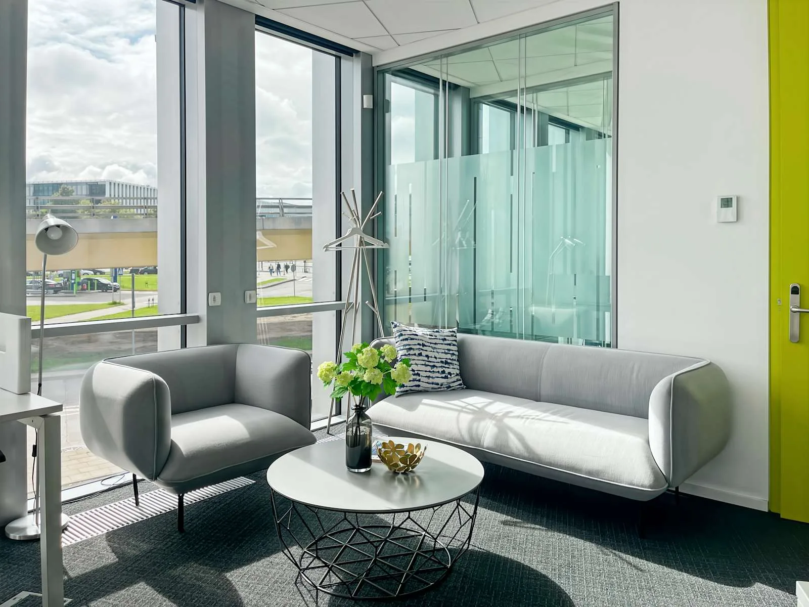 Regus Vilnius Park Town, Lounge, Vilnius