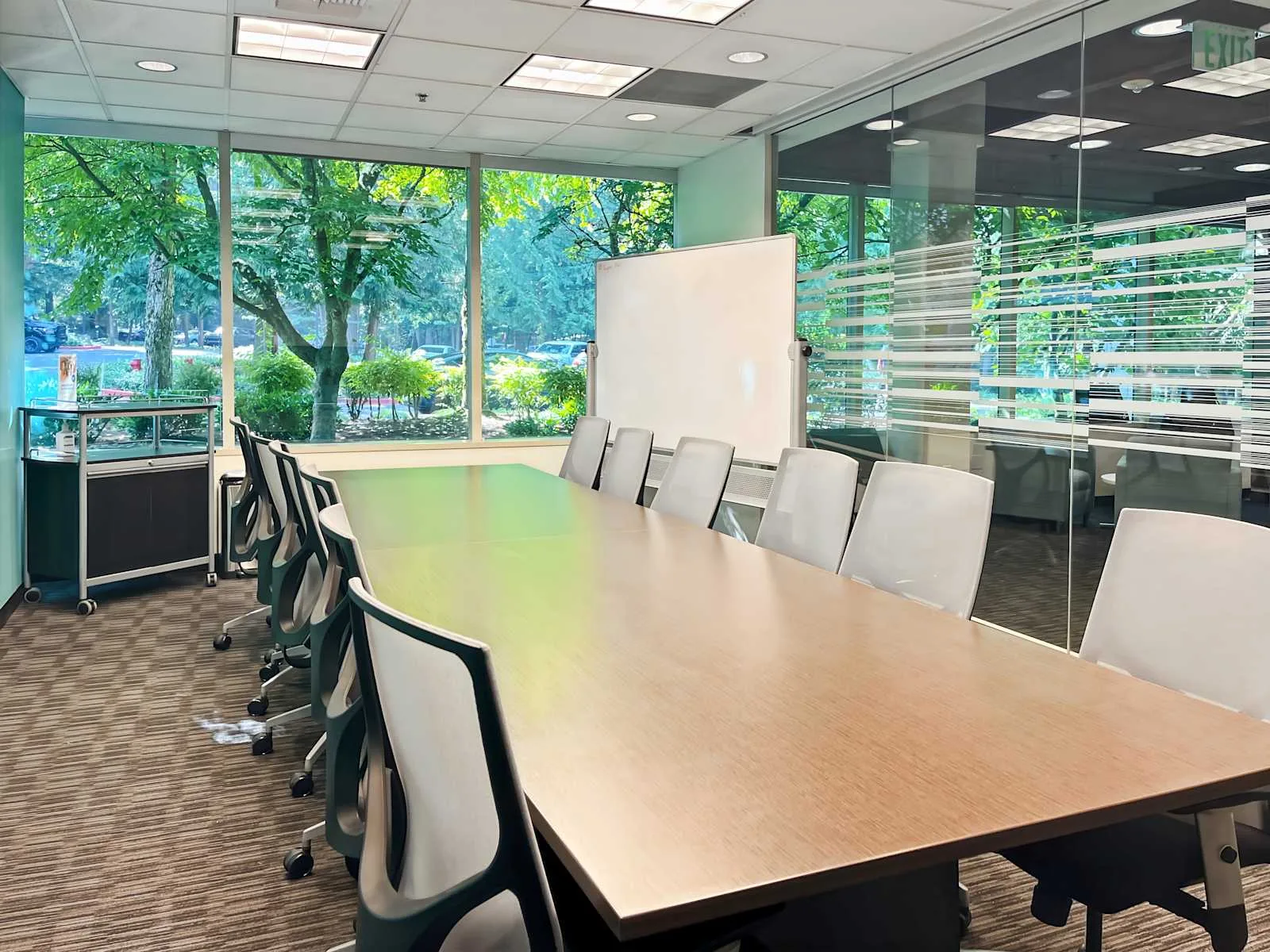 Regus WA, Bellevue - Redmond Center, Meeting room for 12 people, Bellevue, WA